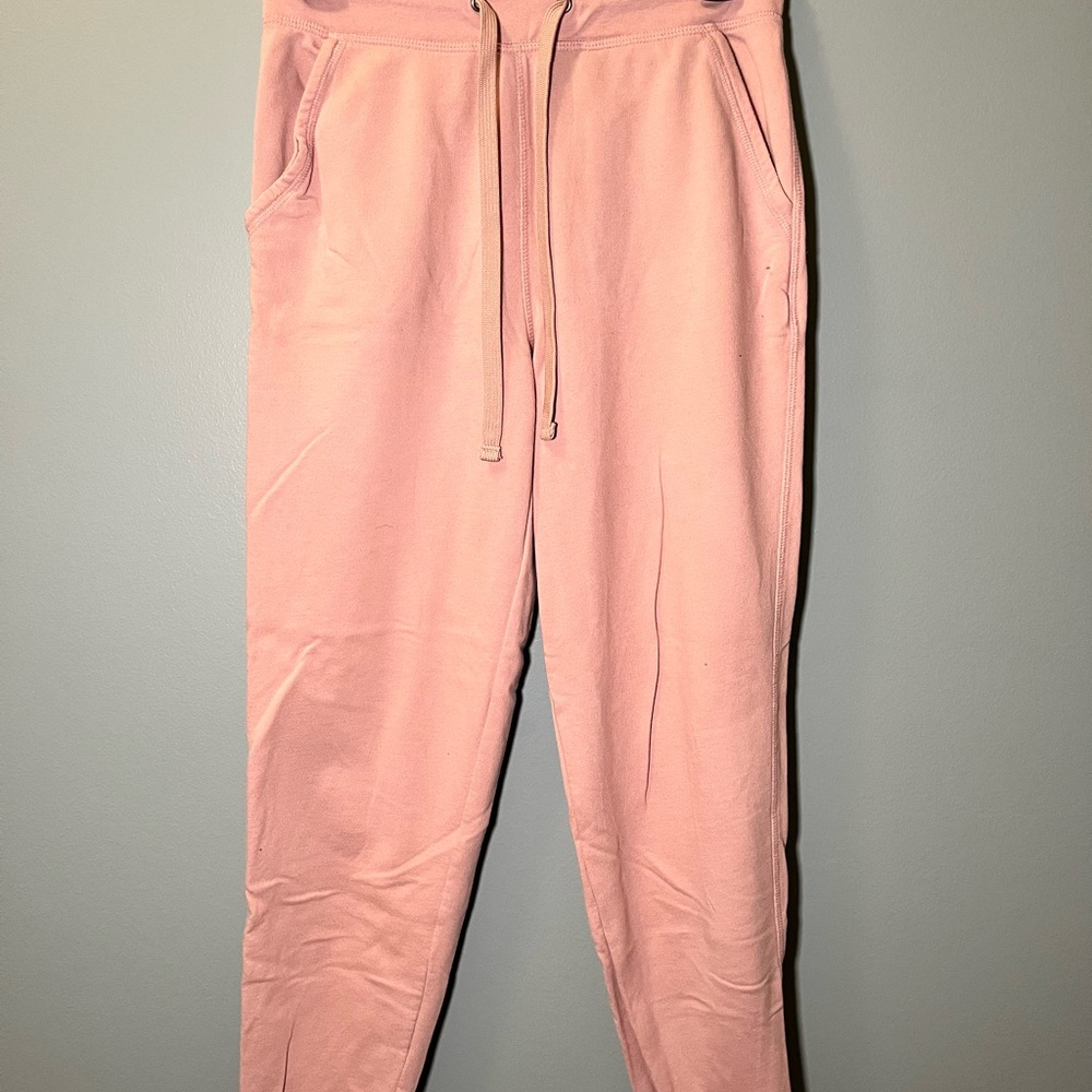 jogger pants